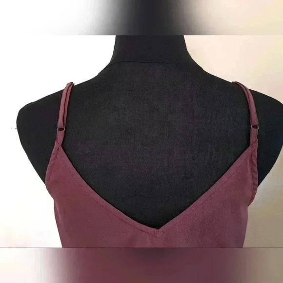 ❤️ Women's Cami Tank Top Size XS Burgandy Spaghetti Strap Adjustable - Picture 4 of 8